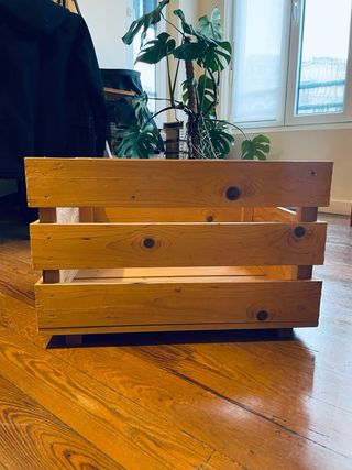 Caja de madera rústica