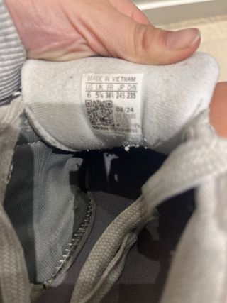 Adidas Campus Grises y Blancas