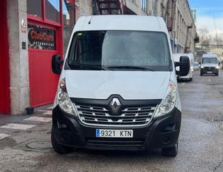 Renault Master L2 H2 con rampa integrada