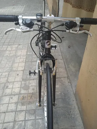 Bicicleta Giant Gravel