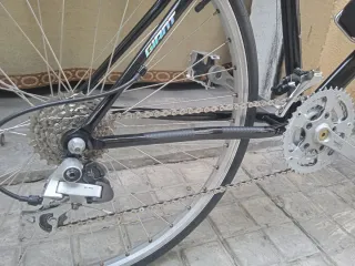 Bicicleta Giant Gravel