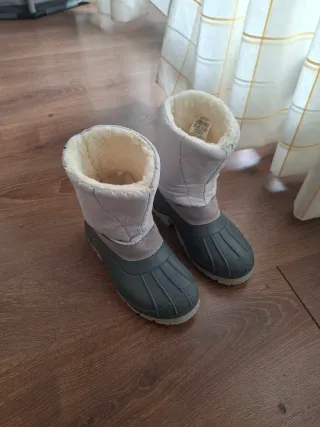 Botas de nieve forradas beige y grises