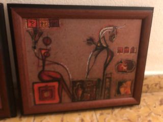 Dos cuadros decorativos