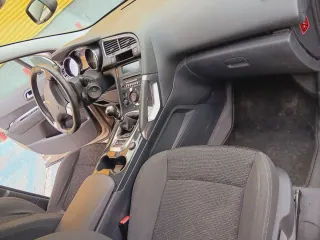 Peugeot 3008 2015
