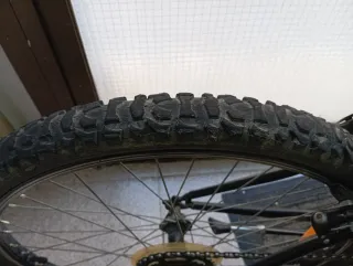 Bicicleta BTWIN Rockrider 24 Negra/Naranja