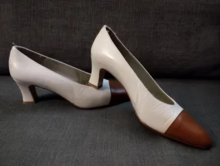 Pascual Román Zapatos de Piel Bicolor Tacón Cómodo