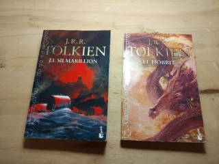 2 libros J.r.r Tolkien