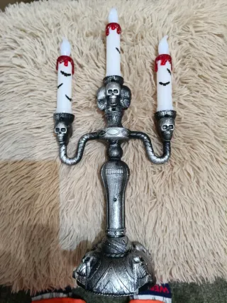 Lámpara Halloween Calaveras Plata Roja