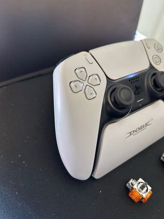 Mando PS5 con joysticks magneticos