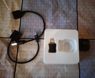Adaptador Inalámbrico CarPlay y Android Auto