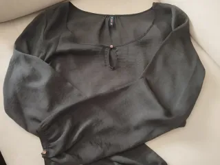 Blusa negra manga larga