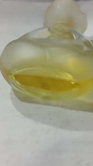 Frasco de Perfume Mon Classique Vazio