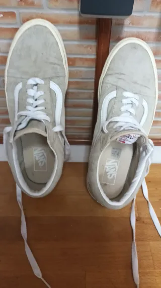 Lote Zapatillas Deportivas Converse, Vans, TNF