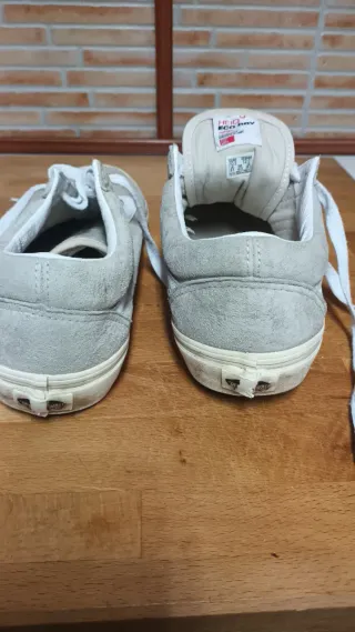 Lote Zapatillas Deportivas Converse, Vans, TNF