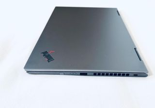 Lenovo ThinkPad X1 Yoga Gen 5