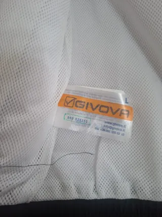 Tuta GIVOVA nera e bianca