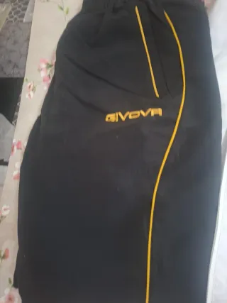 Tuta GIVOVA nera e bianca