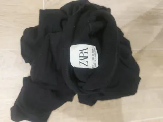 Jersey Zara cuello alto negro talla M