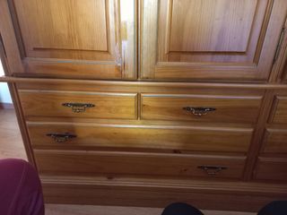 Armario provenzal madera maciza
