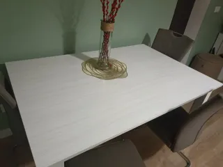 Mesa y 4 Sillas Comedor