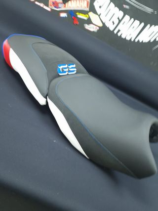 TAPIZADO PERSONALIZADO BMW GS