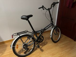 Bicicleta MOMA plegable. La vendo por mudanza.