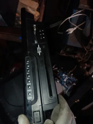 TV Dikom con lettore CD