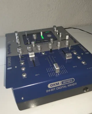 Consola di mixaggio Numark DXM06 24-Bit