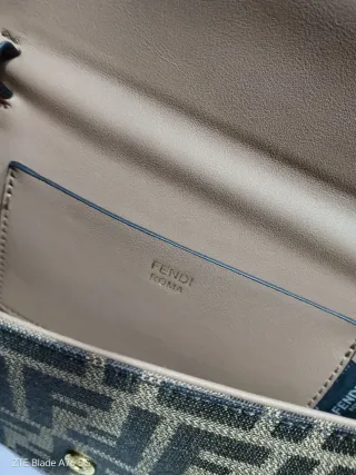 Borsa Fendi monogram marrone e oro