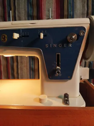 Máquina de coser Singer CT