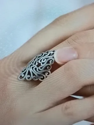 Anello Argentato Stile Gotico Regolabile Nuovo