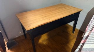 Mesa de estudio Ikea madera