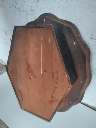 Reloj antiguo mecánismo  decorado del siglo XIX