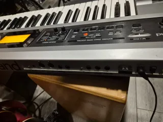 Roland GW7 Teclado Sintetizador