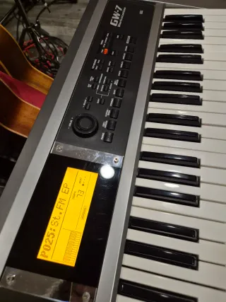 Roland GW7 Teclado Sintetizador