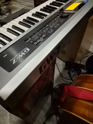 Roland GW7 Teclado Sintetizador