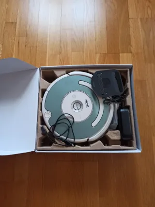 iRobot Roomba 521 sin batería