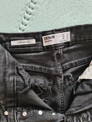 Pantalón vaquero negro skinny mujer