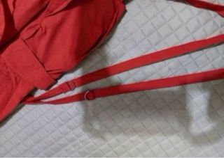 .Pantalón baile urbano rojo