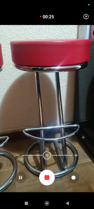 Taburete Alto Rojo Sin Respaldo