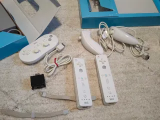 Nintendo Wii+2 mandos y Nunchuk+ Pro+ motion plus