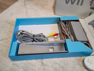 Nintendo Wii+2 mandos y Nunchuk+ Pro+ motion plus