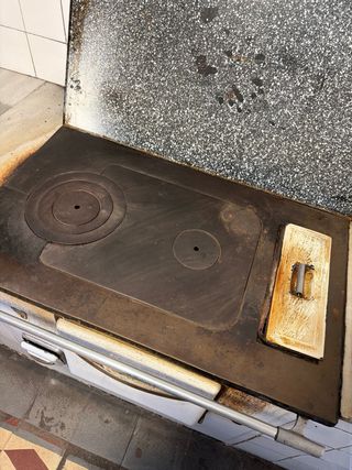 Cocina de leña antigua