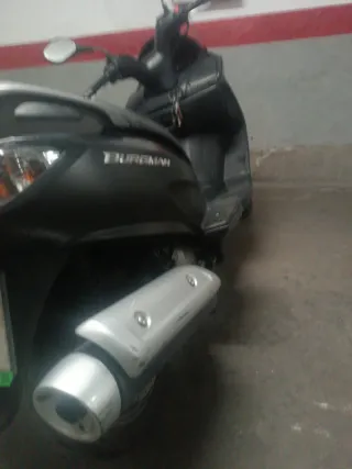 Moto Scooter Suzuki Burgman 200cc