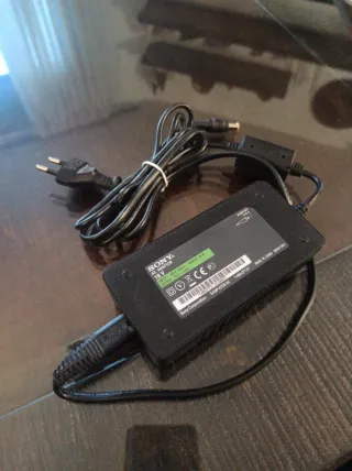 Cargador Sony AC Adaptor 18V 60W