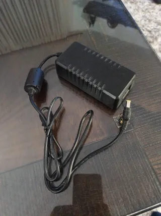 Cargador Sony AC Adaptor 18V 60W