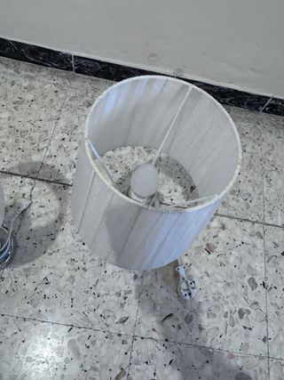 Juego de 2 lámparas de mesita plateadas