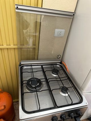 Cocina de gas con horno