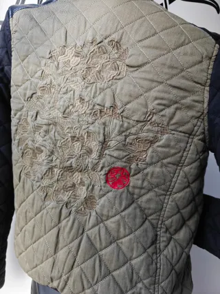 Cazadora Adda Gatti acolchada