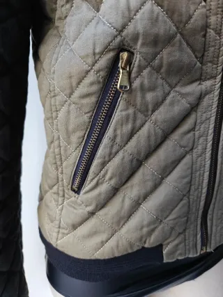 Cazadora Adda Gatti acolchada